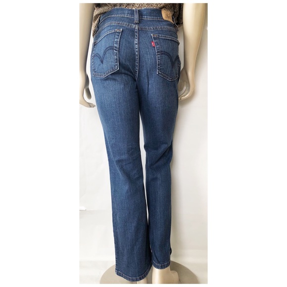 Levi’s 512 ♥️ Perfectly Slimming Boot Cut Jeans - Picture 2 of 5